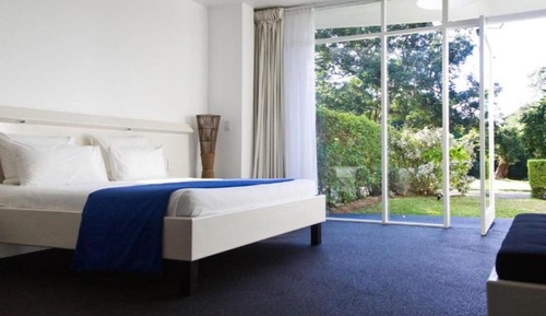 Parkside Suite 3