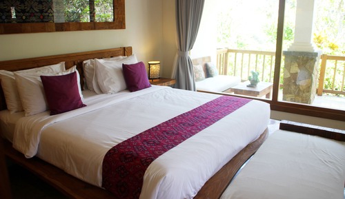 Suite (Comp Daily Aft Tea & Welcome Massage)