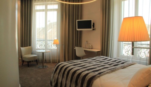 Habitación Deluxe con 1 cama doble o 2 individuales