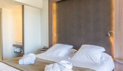 Luxury Room, Accessible