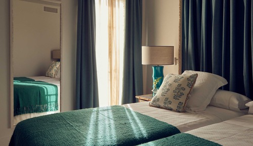 Habitación con 1 cama doble o 2 individuales