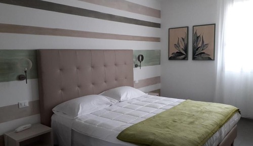 Habitación Deluxe con 1 cama doble o 2 individuales