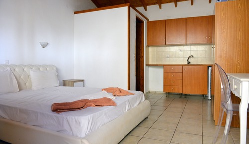 Estudio Confort, vistas al jardín