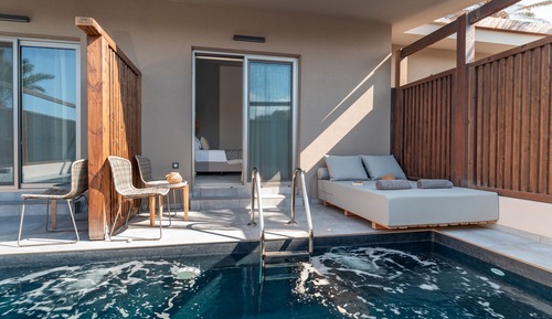 Habitación doble superior, vistas a la piscina