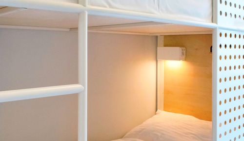 Habitación cuádruple económica, baño compartido