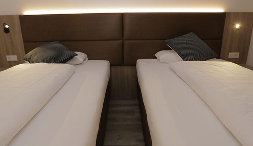 Habitación económica con 1 cama doble o 2 individuales