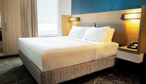 Suite, 1 cama de matrimonio grande (Mobility Accessible, Tub)