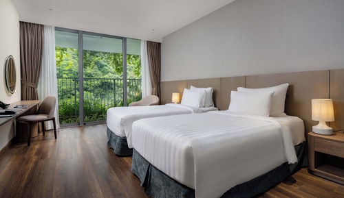 Premier King Central - Mountain View