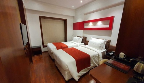Habitación Business con 2 camas individuales