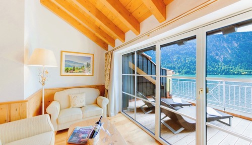 Suite Deluxe, vistas al lago