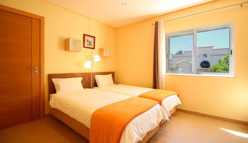 Apartamento, 2 habitaciones, planta baja