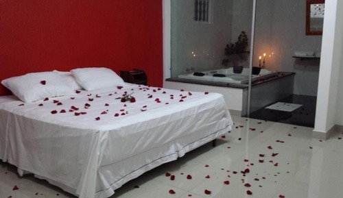 Habitación presidencial, 1 cama de matrimonio grande, vistas a la piscina