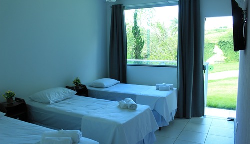 Habitación triple tradicional, vistas al jardín