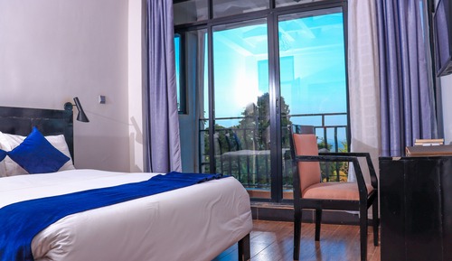 Habitación Deluxe, 1 cama de matrimonio, vistas a la montaña