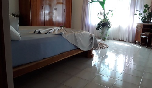 Habitación Deluxe con 1 cama doble o 2 individuales, 1 cama de matrimonio grande, fumadores