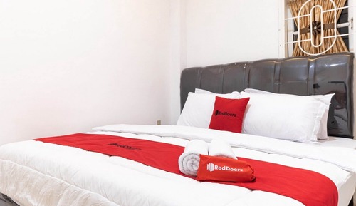 Habitación Premium (Reddoorz)