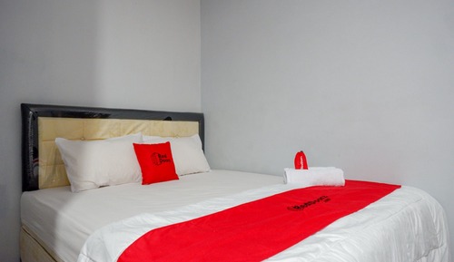 Habitación doble (Reddoorz)