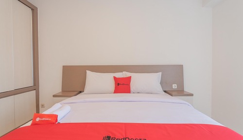 Habitación doble (Reddoorz)