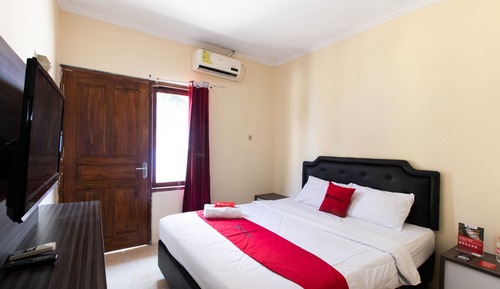 Habitación doble (Reddoorz)