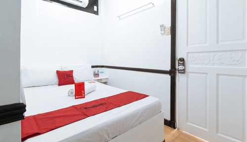 Habitación doble (Reddoorz)