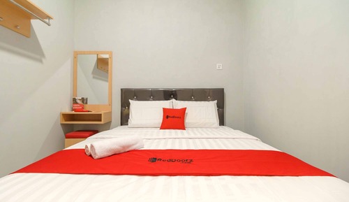 Habitación doble (Reddoorz)