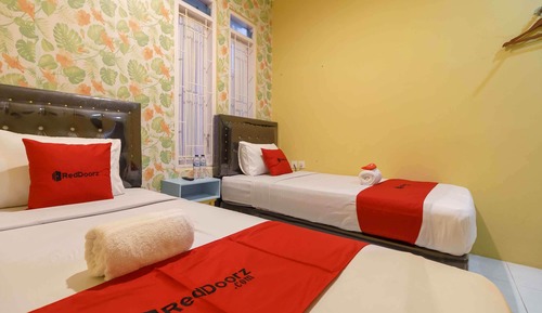 Habitación con 2 camas individuales (Reddoorz)