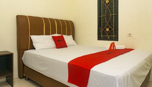 Habitación Premium (Reddoorz)
