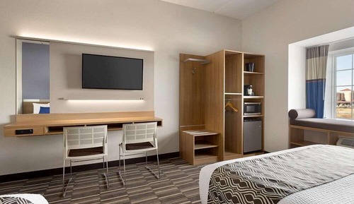 Habitación, 2 camas de matrimonio, accesible para personas con discapacidad, no fumadores (Mobility)