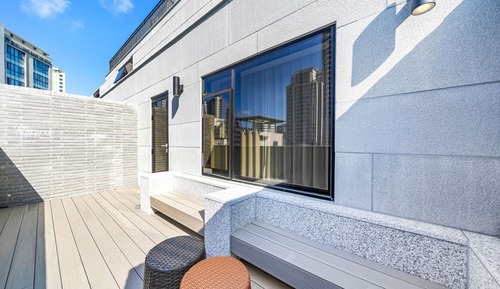  Deluxe Double Terrace - OTT services free viewing, Latex motion bed, Bathtub, Safe, Free parking