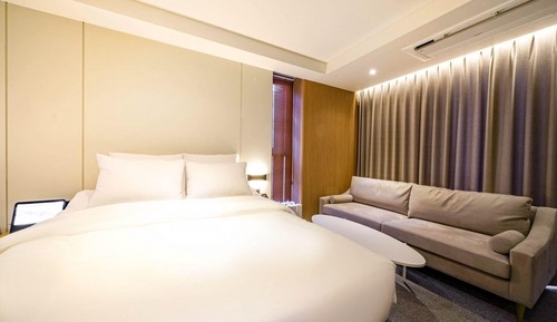 Family Twin - OTT services free viewing, Latex motion bed, Bathtub, Safe, Free parking