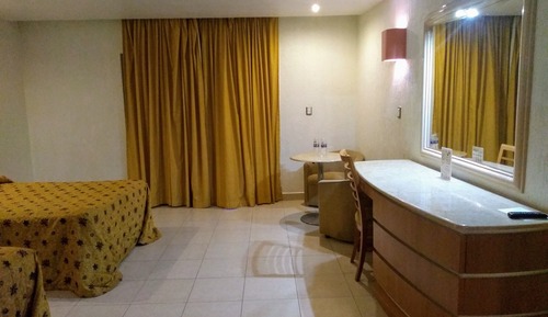Habitación cuádruple básica