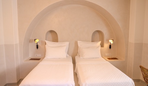 Suite, 2 camas individuales, vistas al jardín
