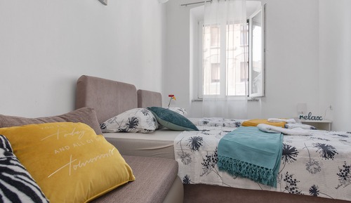 Habitación económica con 1 cama doble o 2 individuales, baño compartido