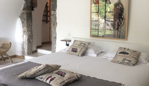 Habitación exclusiva doble, baño privado (L'Ortu)