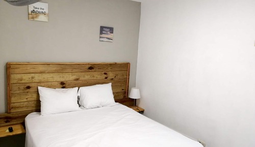 Habitación básica, 1 cama de matrimonio