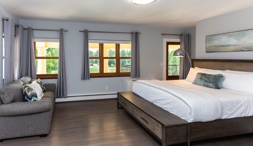 Habitación de luna de miel, 1 cama de matrimonio grande con sofá cama, balcón, vistas a la colina