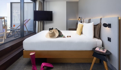 Habitación, 1 cama de matrimonio con sofá cama