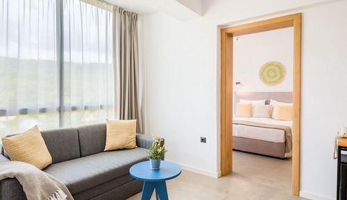 Apartamento familiar, balcón