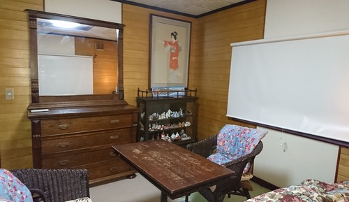 Habitación clásica con 2 camas individuales