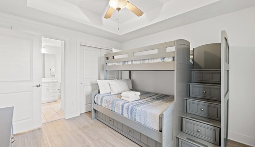 Apartamento, 3 habitaciones, balcón, vistas al mar (1101-3)