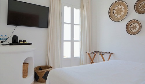 Cozy Room, Sea View