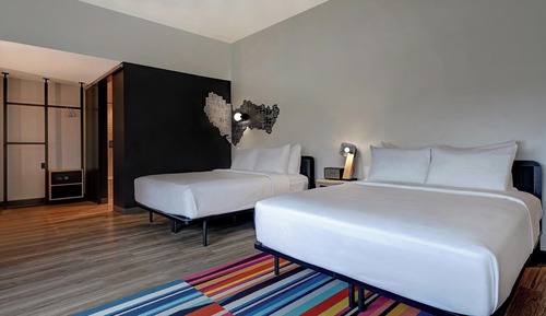 Habitación, 2 camas de matrimonio (Hearing Accessible)