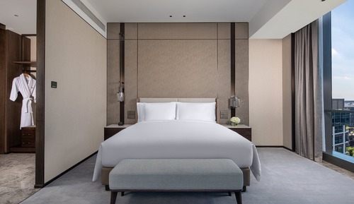 Habitación estándar, 1 cama de matrimonio grande, vistas a la ciudad