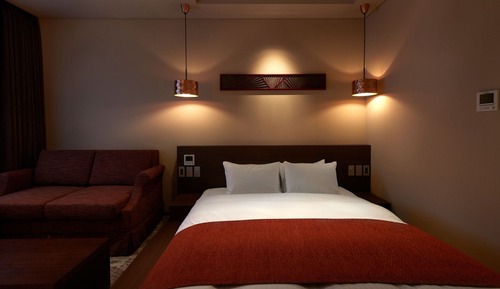 Habitación Confort con 2 camas individuales, 1 cama de matrimonio con sofá cama, no fumadores