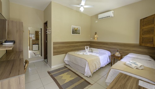 Habitación triple estándar, no fumadores, vistas al jardín