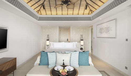 Suite, 1 cama de matrimonio grande (Partial Ocean)