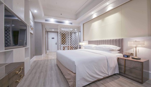 Habitación, 1 cama de matrimonio grande (High Floor)