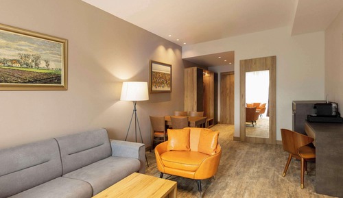 Suite ejecutiva, 1 cama de matrimonio grande, balcón