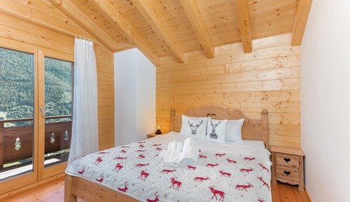 Chalet (3 Bedrooms)