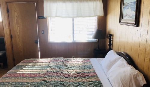 Cabaña, 1 cama de matrimonio grande, frigorífico y microondas, vistas a la montaña